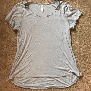 Lularoe classic tee